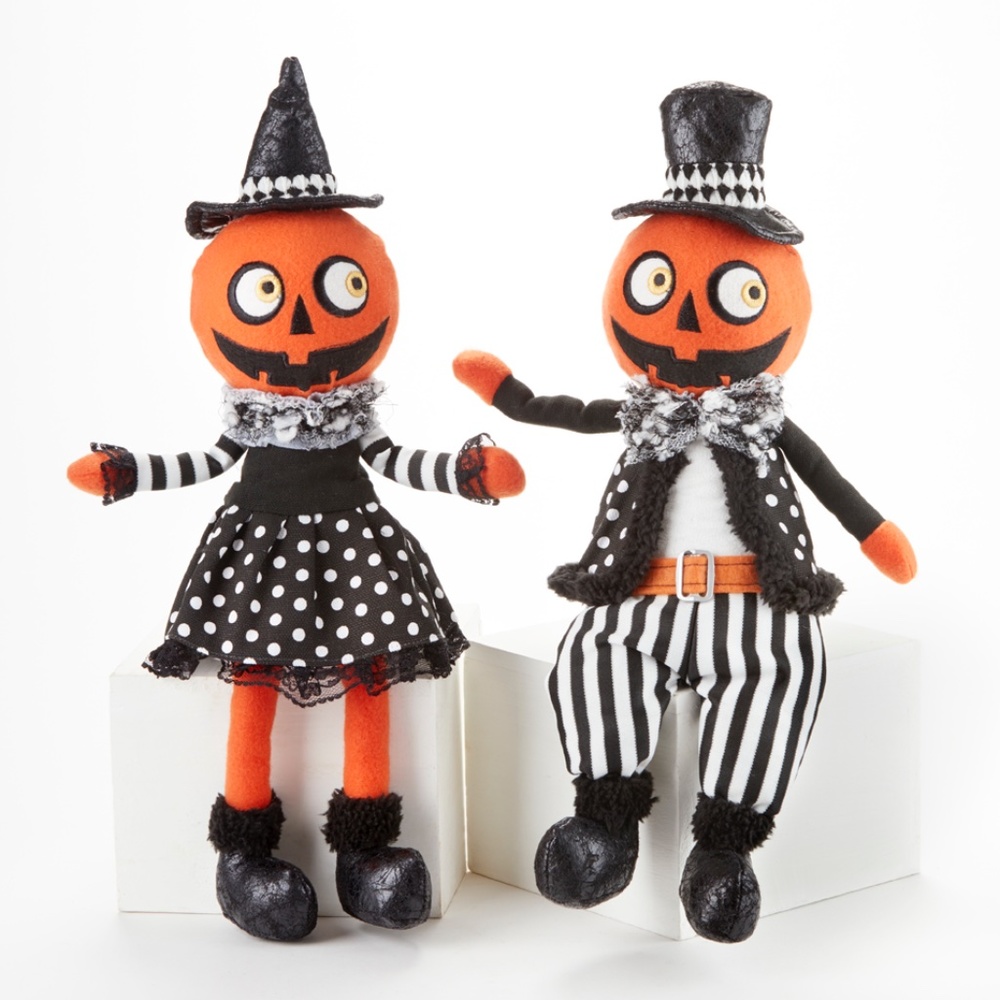 Mr & Mrs Pumpkin Doll  Delton Set of 2  New